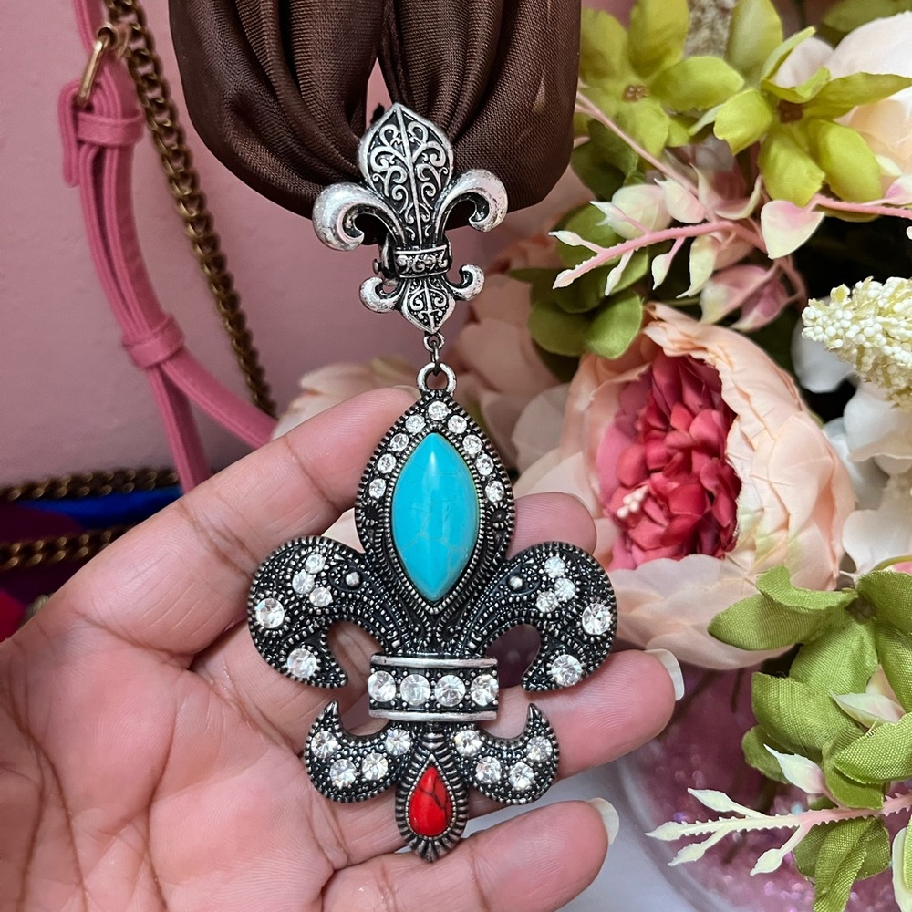 Scarf with Pendant